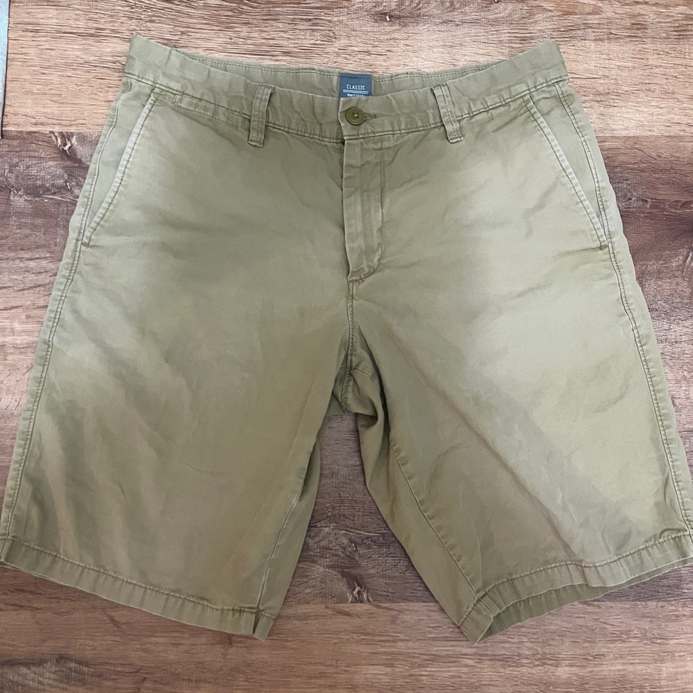 Gap Classic Khaki Tan Size 33 Men's Shorts